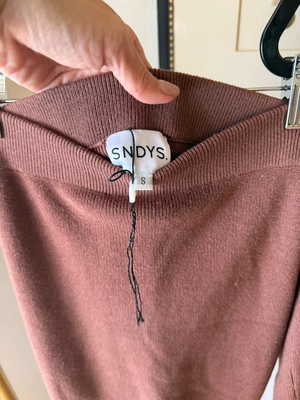 Sleeveless Knit Skirt Set in Dusty Mauve - Picture 4 of 6